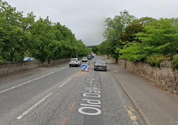 Hunt for Range Rover driver after teen girl injured in hit-and-run