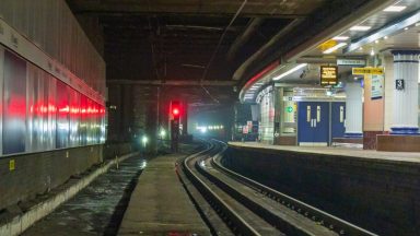 Section of Glasgow rail line to close for £1.7m Network Rail improvement works